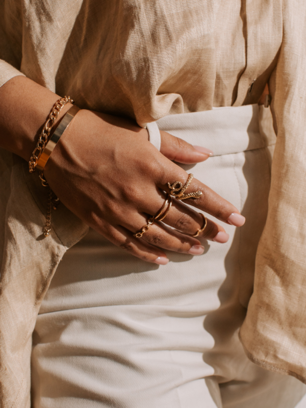 4c56703fd4188f88a8a82efc3c4cdc67