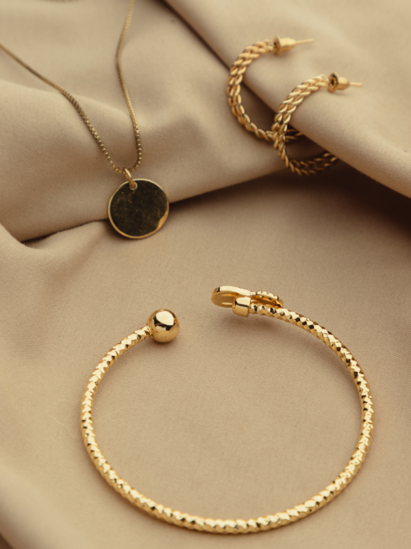 5c665d1b69d7da47ab5e78c2edc9aea9